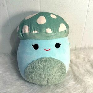 Bo Lynn the Mushroom Squishmallows 7” Pre Owned in Excellent Condition Blue